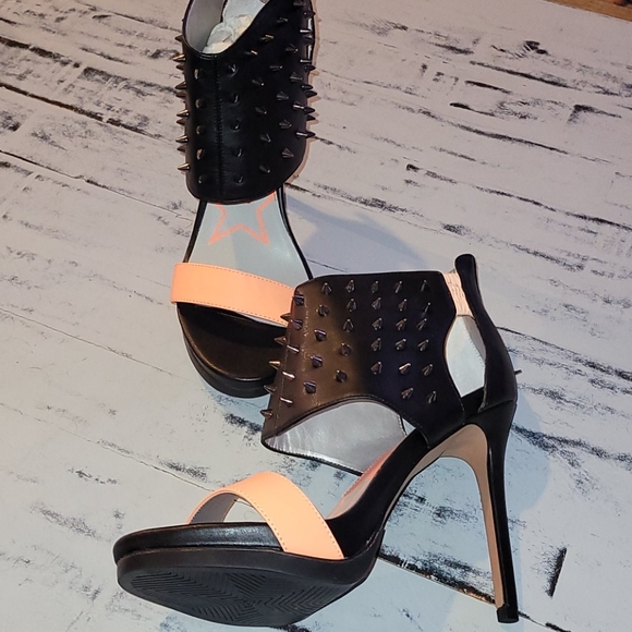 Circus by Sam Edelman - Picture 2 of 4